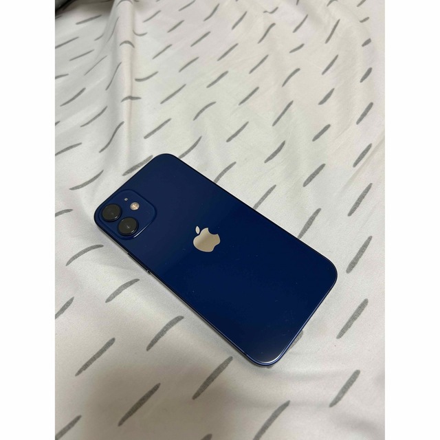 iPhone(アイフォーン)のiPhone12 mini 64G ブルー スマホ/家電/カメラのスマートフォン/携帯電話(スマートフォン本体)の商品写真
