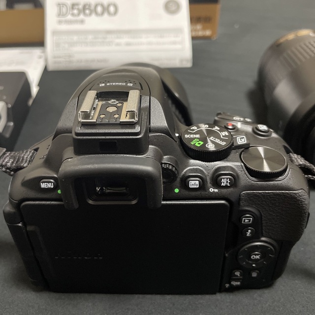 Nikon D5600ダブルズームキット　予約済みです。