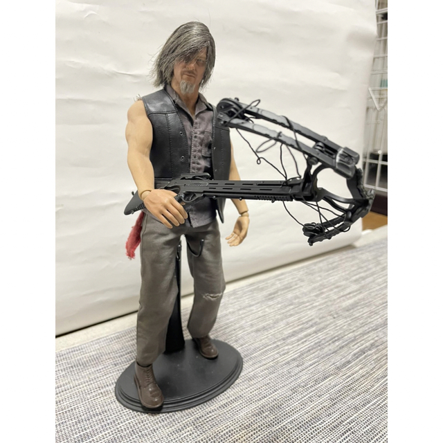 ウォーキングデッド ダリルディクソン ホットトイズ カスタム品 1/6