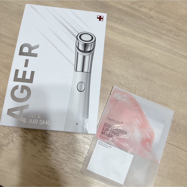 AGE-R ダーマエアショット スマホ/家電/カメラの美容/健康(フェイスケア/美顔器)の商品写真