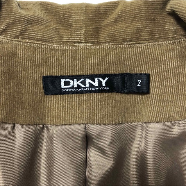 DKNY(ダナキャランニューヨーク)のお値下げしました。DKNY コーデュロイ フリル ジャケット レディースのジャケット/アウター(その他)の商品写真