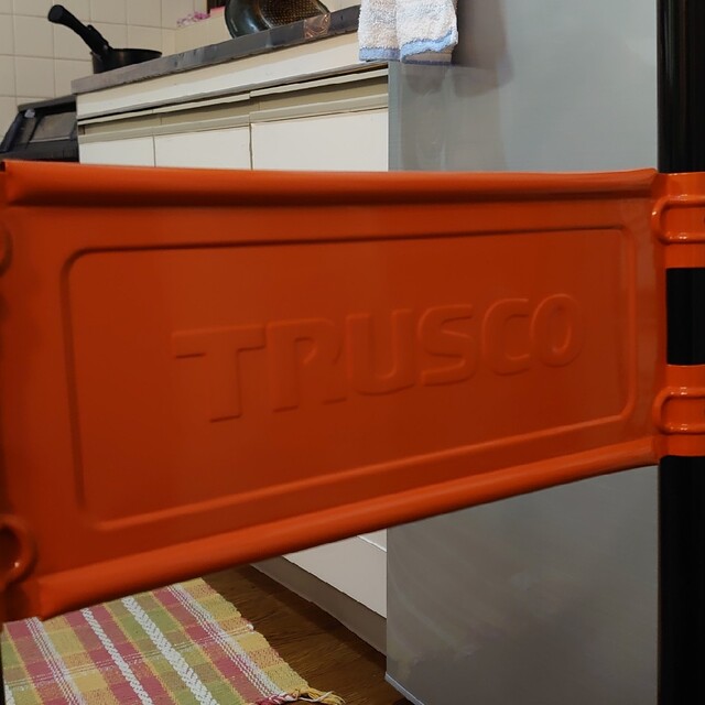TRUSCO 樹脂静音台車 カルティオ 折畳 780×490 黒