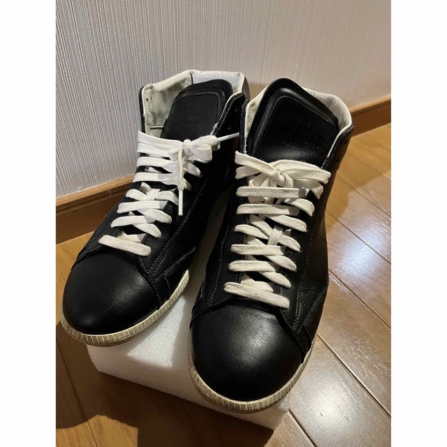 Maison Martin Margiela(マルタンマルジェラ)のmaison margiela  ジャーマントレーナー　ハイカット メンズの靴/シューズ(スニーカー)の商品写真