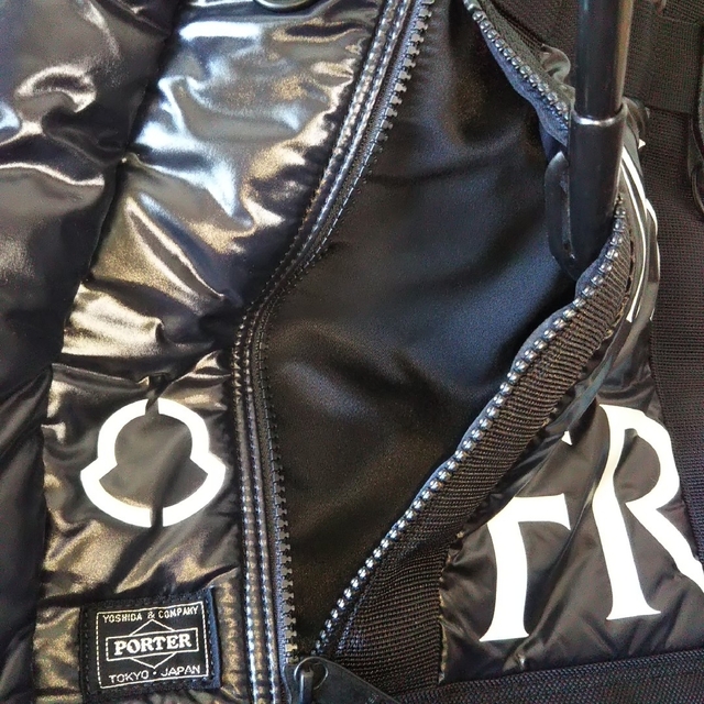 MONCLER(モンクレール)のモンクレール × フラグメント × ポーター コラボ トートバッグ 黒 ブラック レディースのバッグ(トートバッグ)の商品写真
