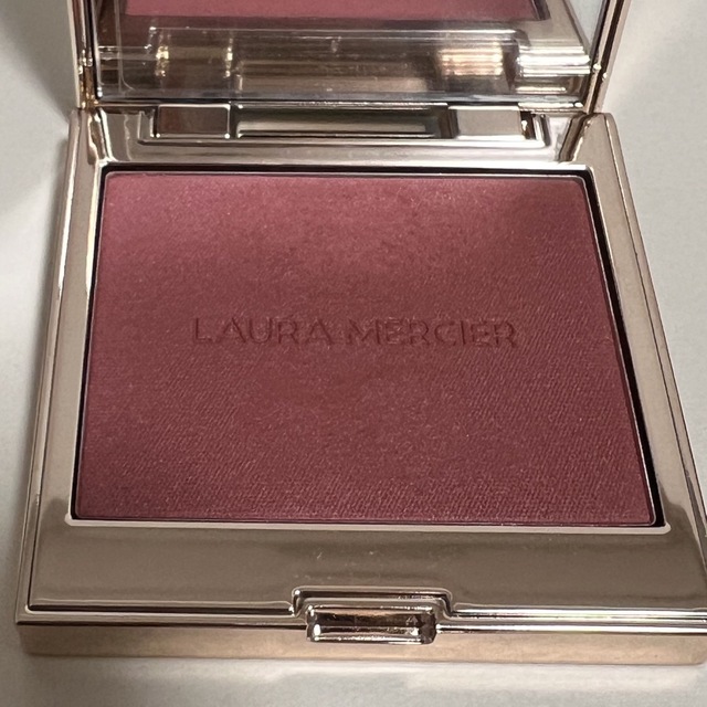 laura mercier(ローラメルシエ)のローラメルシエ　ブラッシュカラーインフュージョン コスメ/美容のベースメイク/化粧品(チーク)の商品写真