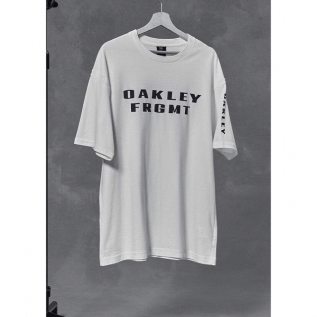 FRAGMENT - 新品 XL Oakley fragment design Tシャツ 白 ホワイトの ...