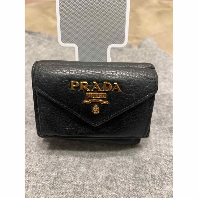 PRADA 三つ折り財布レディース