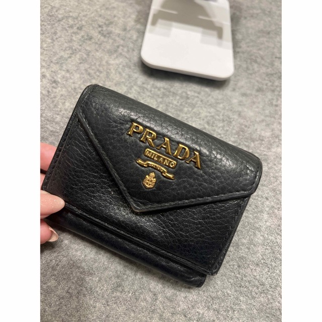 PRADA - PRADA 三つ折り財布の通販 by P|プラダならラクマ