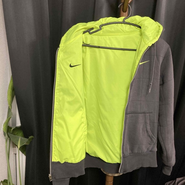 NIKE(ナイキ)のNIKE　ジップパーカー　リバーシブル メンズのトップス(パーカー)の商品写真