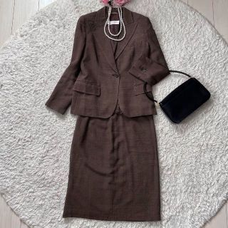 マックスマーラ(Max Mara)の大きいサイズ 42  MAXMARA白タグ✨シルク100% セレモニースーツ上下(スーツ)