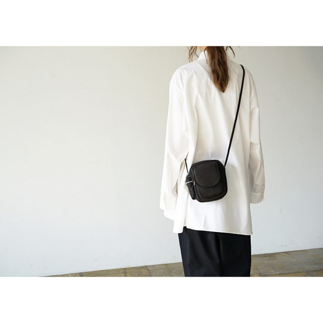 DA05 / DEER LEATHER SHOULDER POUCH鹿革コットンサイズ