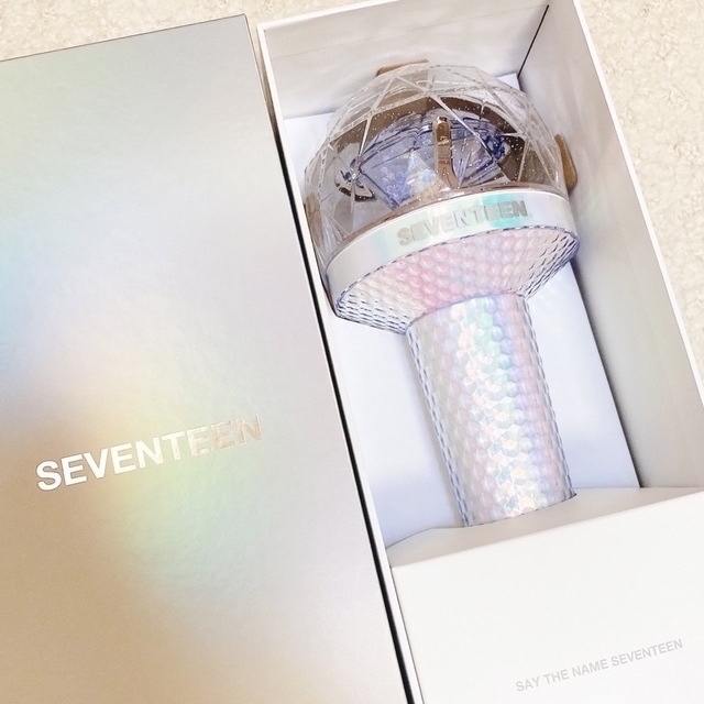 SEVENTEEN セブチ Carat棒 ペンライト おまけ付き 高評価！ 5400円引き ...