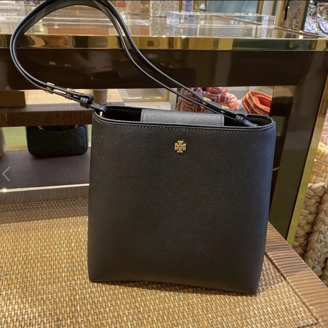 TORY BURCH トリーバーチ　ショルダーバッグバッグ