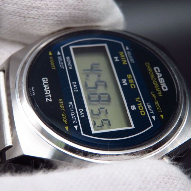 CASIO デジタル腕時計 60QR-22 オールドカシオ クロノグラフ 時計 CASIO デジタル腕時計 60QR-22 オールドカシオ クロノグラフ 時計