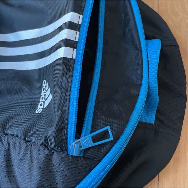 adidas(アディダス)のアディダス　リュック　 キッズ/ベビー/マタニティのこども用バッグ(リュックサック)の商品写真