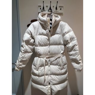 ノースフェイス(THE NORTH FACE) レオパード ダウンジャケット