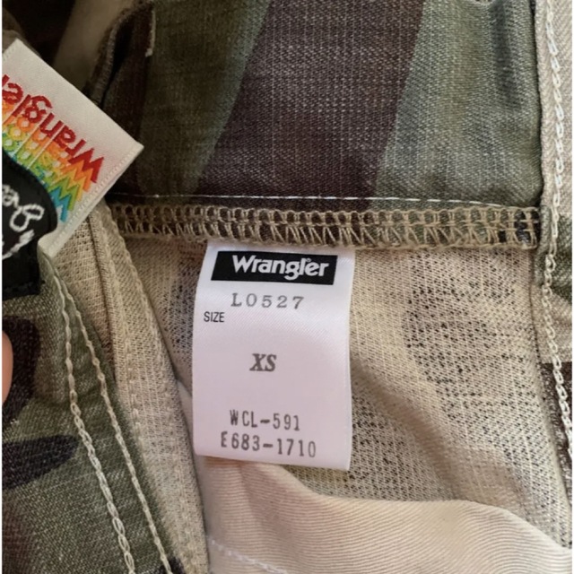 Wrangler(ラングラー)のWrangler迷彩柄ジーンズ メンズのパンツ(デニム/ジーンズ)の商品写真