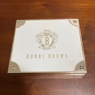 ボビイブラウン(BOBBI BROWN)のボビィブラウン　リュクス　トゥ　トラベル　アイシャドウ　パレット(アイシャドウ)