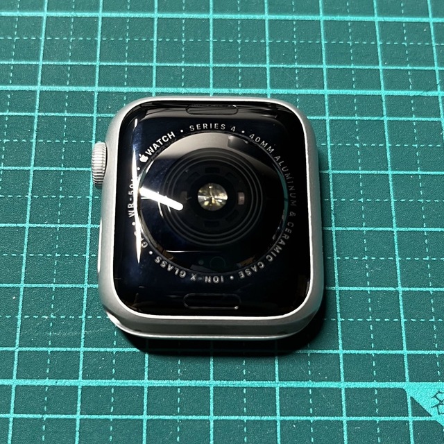 Apple Watch(アップルウォッチ)のApple Watch 4 GPS アルミニウム 40mm メンズの時計(腕時計(デジタル))の商品写真