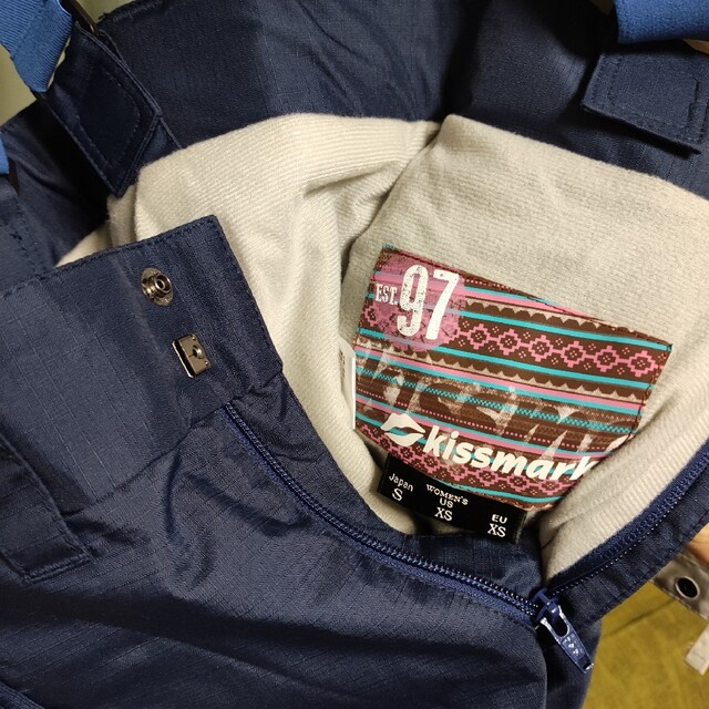 kissmark - スノーボード 新品 ウェア ジャケット レディース kissmark - スノーボード 新品 ウェア ジャケット レディース