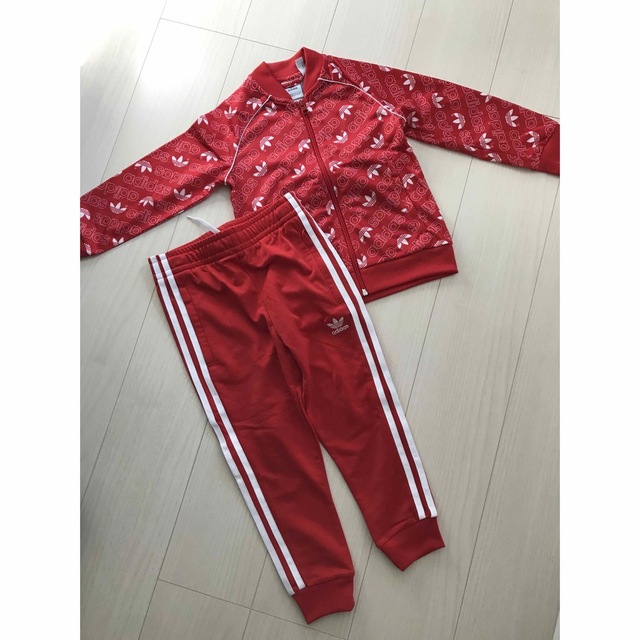 adidas(アディダス)のadidas☆kids/キッズ/ロゴセットアップ/レッド キッズ/ベビー/マタニティのキッズ服男の子用(90cm~)(その他)の商品写真