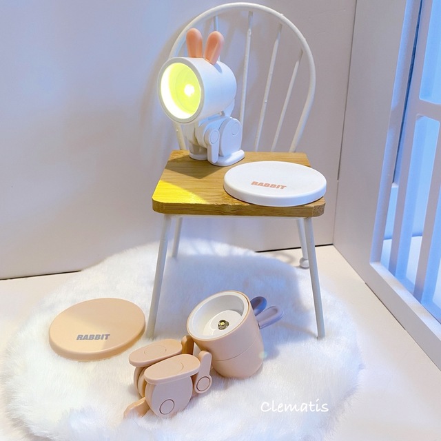ドールハウス ライト ウサギロボット バービー小物、ミニチュアオビツ11 白家具 ハンドメイドのぬいぐるみ/人形(人形)の商品写真