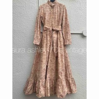 ローラアシュレイ(LAURA ASHLEY)の70’s vintage ローラアシュレイ　木版プリントドレス(稀少)(ロングワンピース/マキシワンピース)