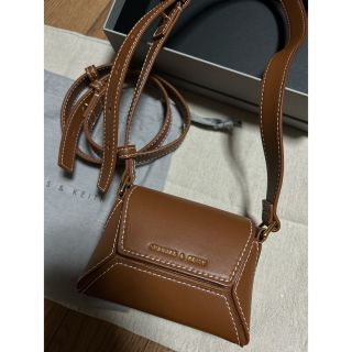 Charles and Keith - チャールズアンドキース ナスリン ジオメトリック