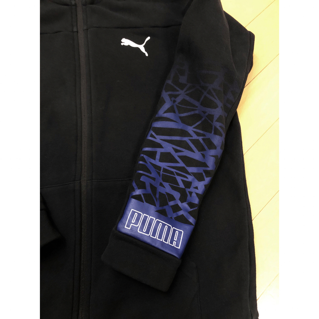 PUMA(プーマ)の160  PUMA  内側フリース　フルジップパーカー　黒 キッズ/ベビー/マタニティのキッズ服男の子用(90cm~)(その他)の商品写真