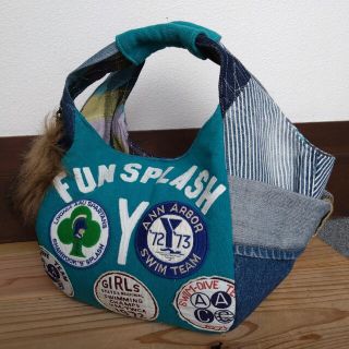 デニムダンガリー(DENIM DUNGAREE)のデニムリメイクワッペントートバッグファーチャーム肩がけショルダー手提げunitA(バッグ)