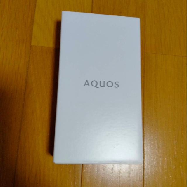AQUOS(アクオス)の【新品未使用】SHARP AQUOS sense6s ブラック スマホ/家電/カメラのスマートフォン/携帯電話(スマートフォン本体)の商品写真