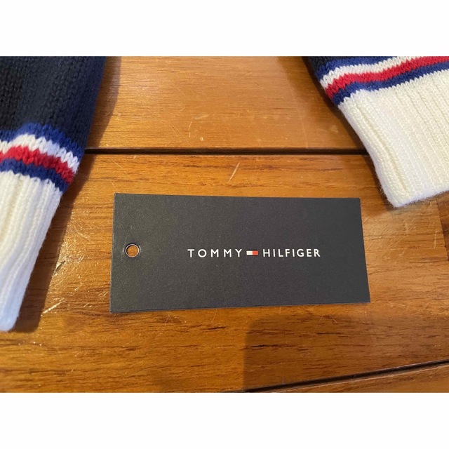 TOMMY HILFIGER(トミーヒルフィガー)の美品☆トミーヒルフィガー☆コットンニット☆4-5☆XS☆110-120☆ キッズ/ベビー/マタニティのキッズ服男の子用(90cm~)(Tシャツ/カットソー)の商品写真