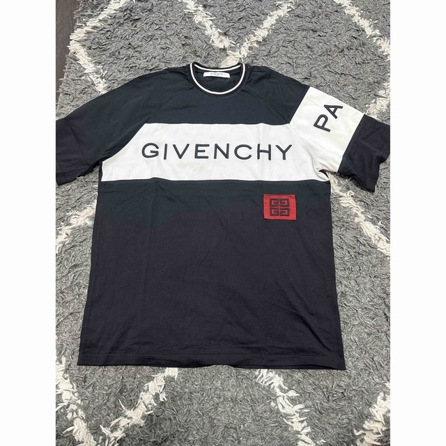 GIVENCHY   GIVENCHY Tシャツの通販 by GUCCI's shop｜ジバンシィなら