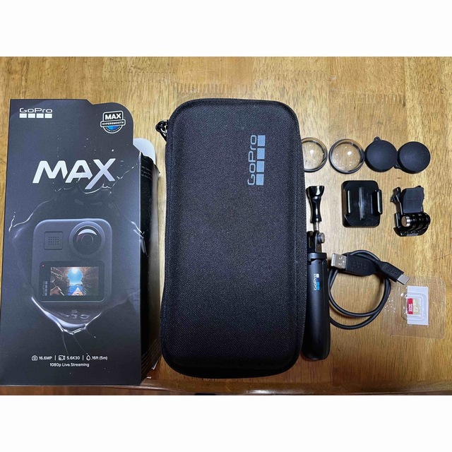 GoPro(ゴープロ)のGoPro MAX  付属品付き スマホ/家電/カメラのカメラ(ビデオカメラ)の商品写真