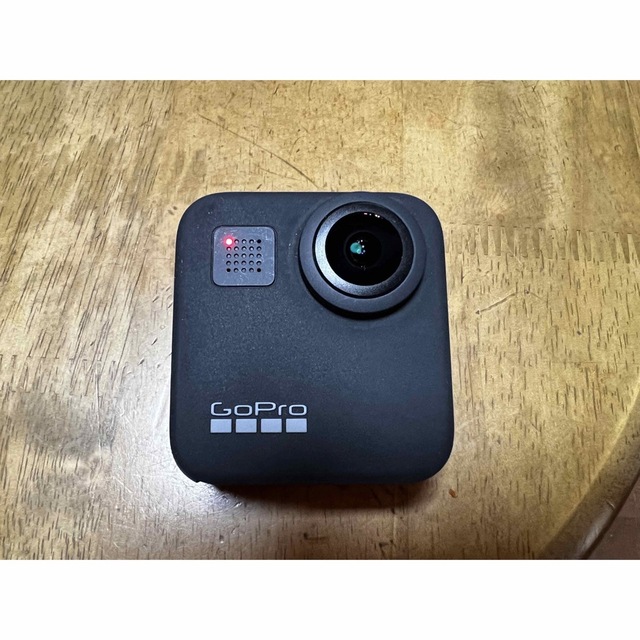 GoPro(ゴープロ)のGoPro MAX  付属品付き スマホ/家電/カメラのカメラ(ビデオカメラ)の商品写真