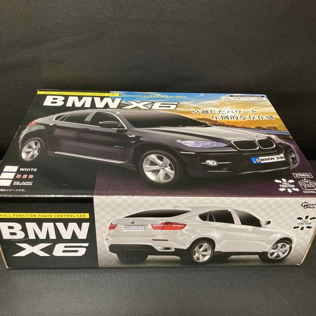 フルファンクションラジオコントロールカー BMWx6 ホワイト エンタメ/ホビーのおもちゃ/ぬいぐるみ(トイラジコン)の商品写真