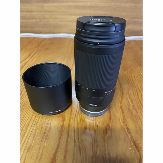 TAMRON レンズ 70-300F4.5-6.3 DI III RXD(A04 スマホ/家電/カメラのカメラ(その他)の商品写真