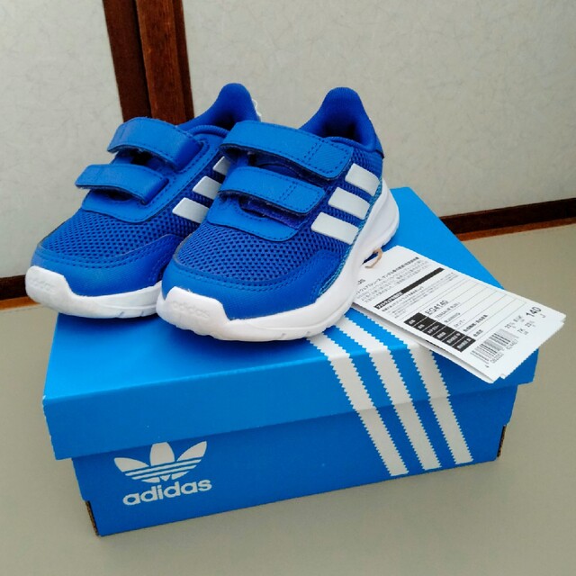 adidas(アディダス)のアディダス　スニーカー　14cm キッズ/ベビー/マタニティのベビー靴/シューズ(~14cm)(スニーカー)の商品写真