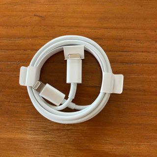 Apple 純正ライトニングケーブル　ＵＳＢ－Ｃ(バッテリー/充電器)