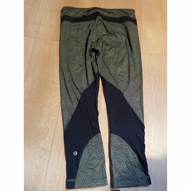 lululemon(ルルレモン)のルルレモン lululemon スパッツ　タイツ レディースのレッグウェア(レギンス/スパッツ)の商品写真