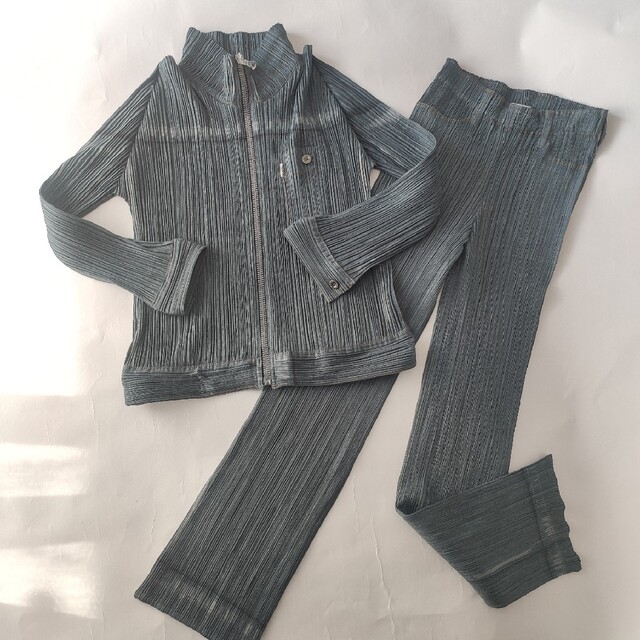 流行 PLEATS PLEASE ISSEY MIYAKE - 美品 プリーツプリーズ イッセイ