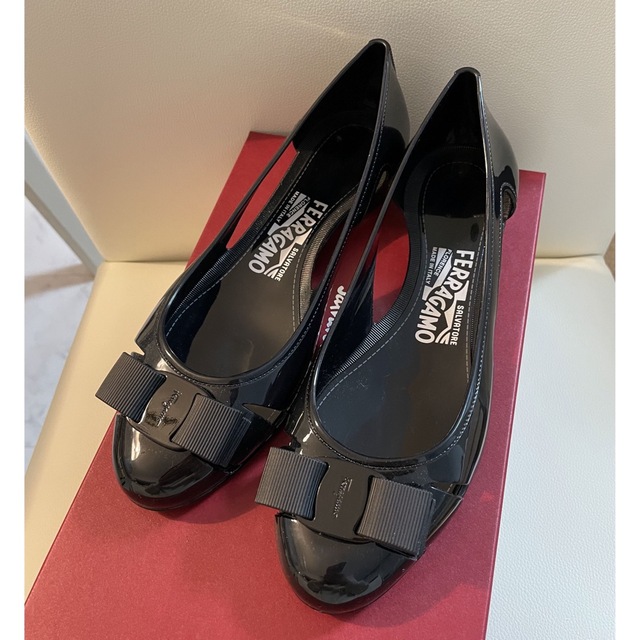 Salvatore Ferragamo - フェラガモ ferragamo レインパンプス VARA