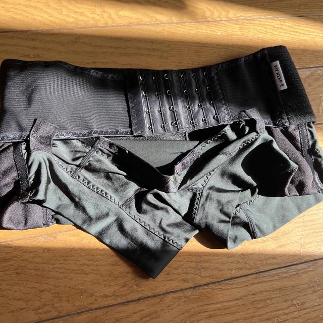 FIT KEEP2 フィットキープ2 骨盤ベルトの通販 by 3児ママ's shop|ラクマ