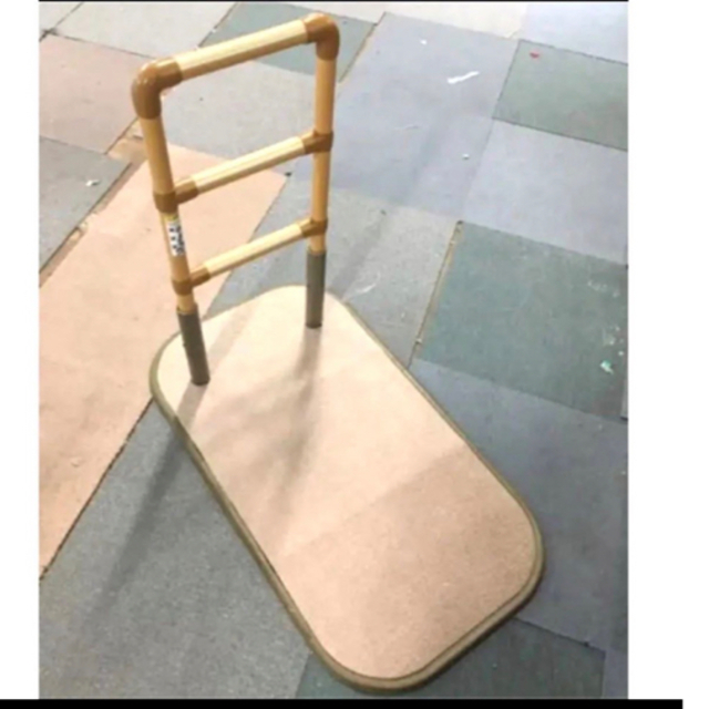 ♿立ち上がり用 補助 手すり ベッド・布団から立ち座り助け 膝腰の負担