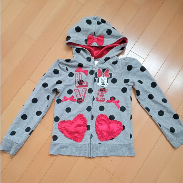 Disney(ディズニー)の120くらい　ミニーパーカー キッズ/ベビー/マタニティのキッズ服女の子用(90cm~)(ジャケット/上着)の商品写真