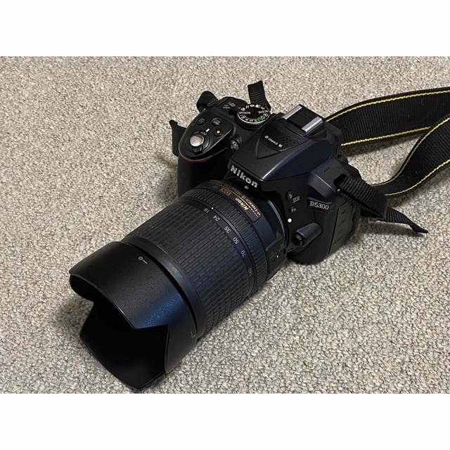 Nikon(ニコン)のNikon D5300 AF-S 18-140mmレンズキット + カメラバッグ スマホ/家電/カメラのカメラ(デジタル一眼)の商品写真