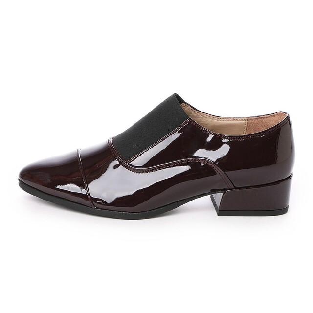 Clarks(クラークス)の未使用　Clarks　クラークス スリッポン　レディース　23.5cm レディースの靴/シューズ(ローファー/革靴)の商品写真