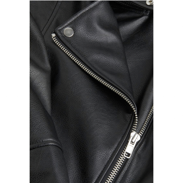H&M(エイチアンドエム)のH&M レザージャケット レディースのジャケット/アウター(ライダースジャケット)の商品写真