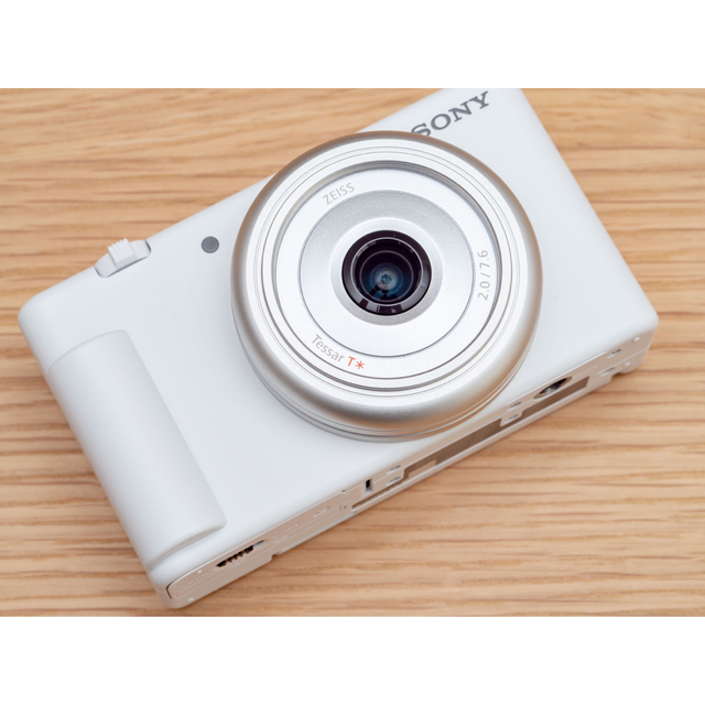 SONY(ソニー)の新同品) SONY VLOGCAM ZV-1F ホワイト スマホ/家電/カメラのカメラ(コンパクトデジタルカメラ)の商品写真