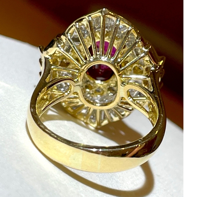 ☆K18 ルビー3.21ct&ダイヤ付きリング 指輪 鑑別書☆ レディースのアクセサリー(リング(指輪))の商品写真